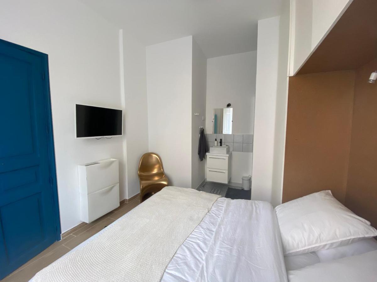 Apartment 2 Pieces / Neuf - Centre - Place Miot / 1er